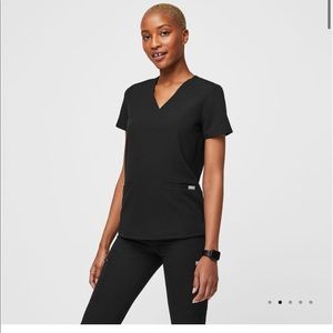 Black Figs Casma Scrub Top